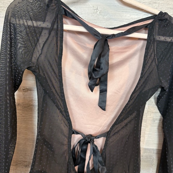 BNWT Out From Under Urban Outfitters Tango Swiss Dot Mesh Bodysuit - Medium - Picture 7 of 10